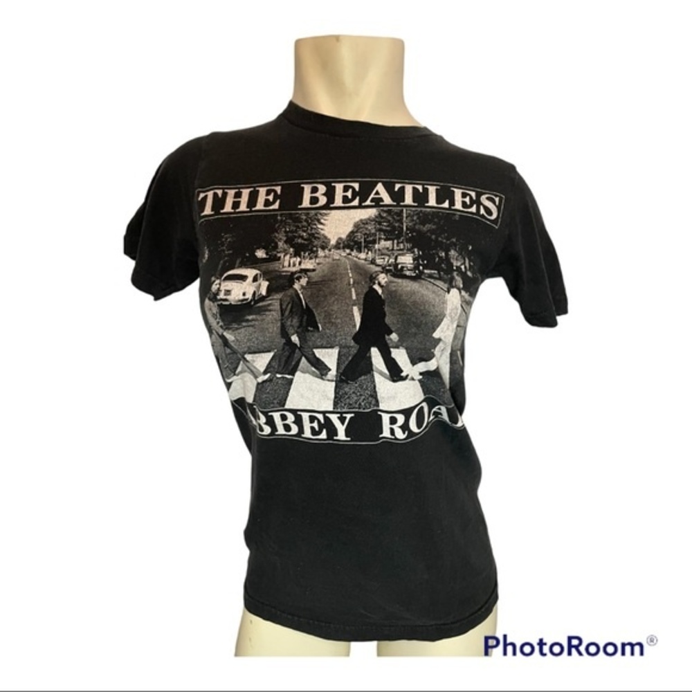 Juniors "Beatles" Band T-Shirt Size X-Small